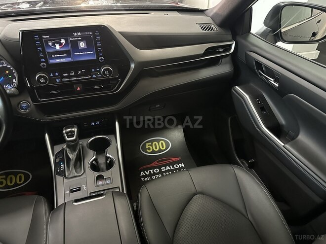Toyota Highlander-8