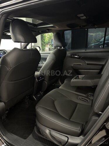 Toyota Highlander-18