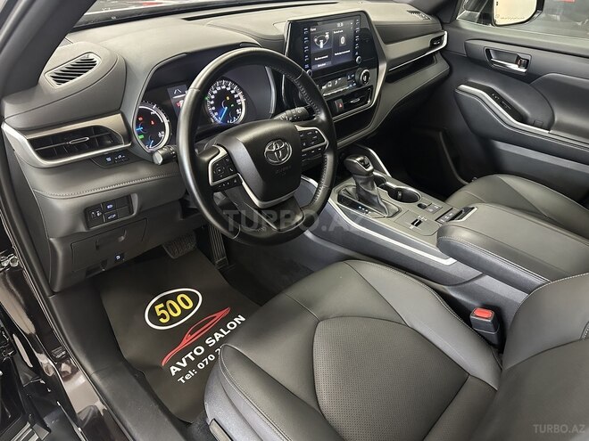 Toyota Highlander-5