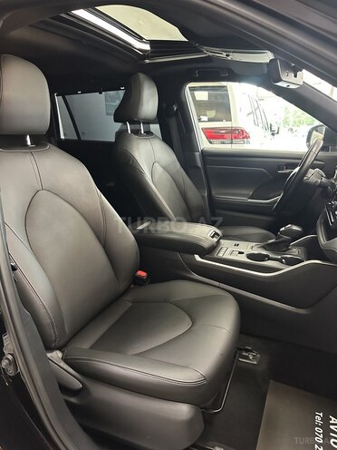 Toyota Highlander-15