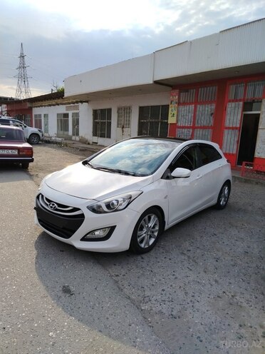 Hyundai i30-3