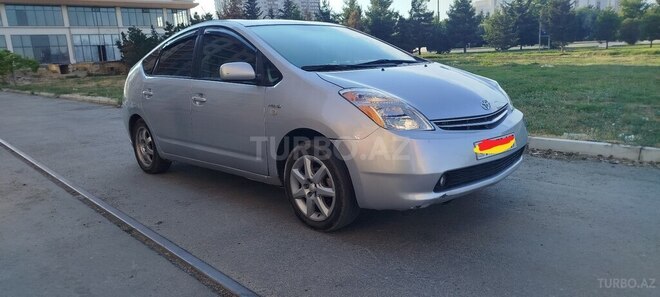 Toyota Prius-11