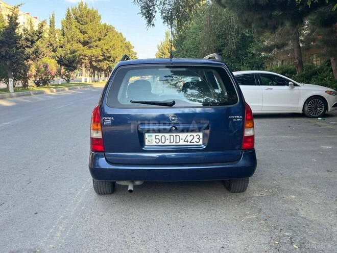 Opel Astra-2