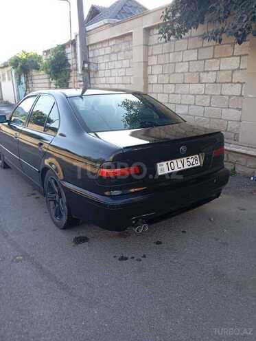 BMW 528-8