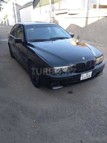 BMW 528-4