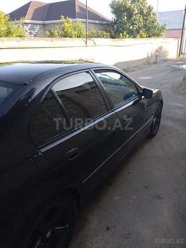 BMW 528-6