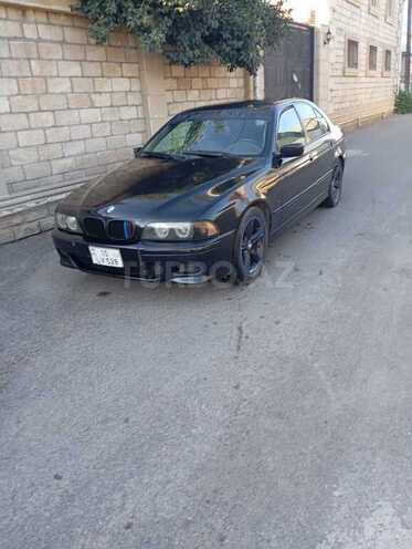 BMW 528-2