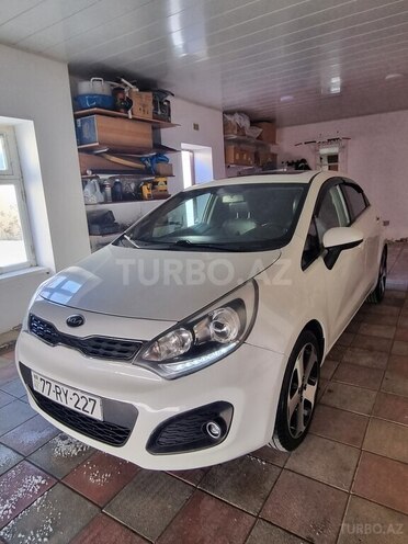Kia Rio-2