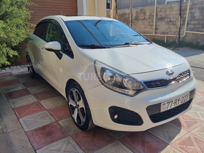 Kia Rio-4