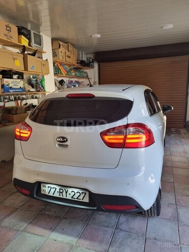 Kia Rio-6
