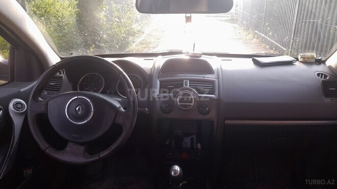Renault Megane-5