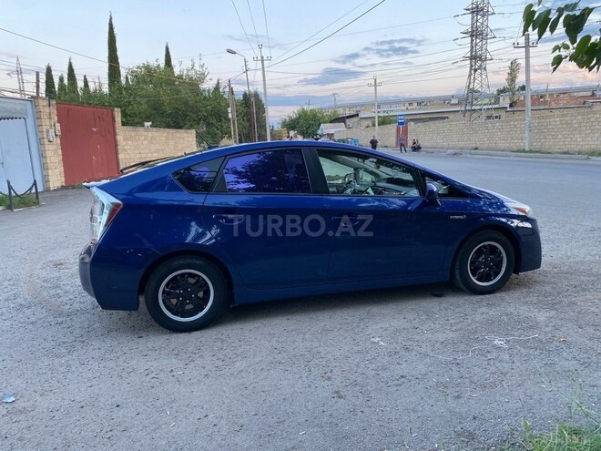 Toyota Prius 2011, 402,336 km - 1.8 l - Gəncə