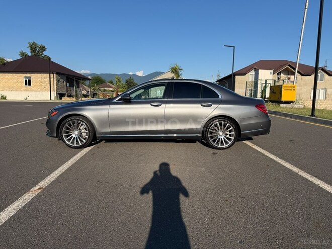 Mercedes E 300-3