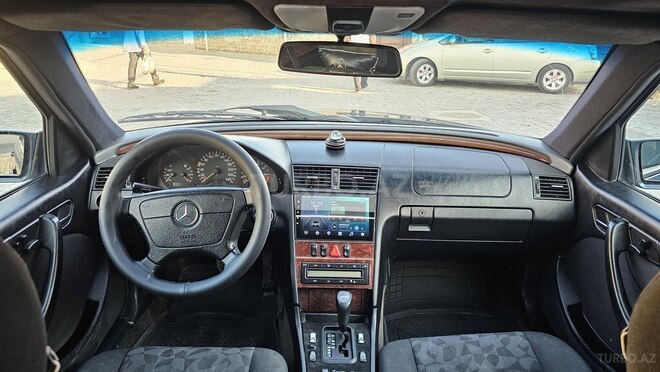 Mercedes C 200-6