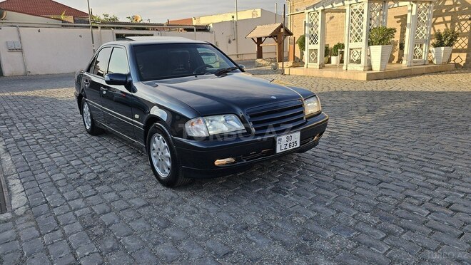 Mercedes C 200-2