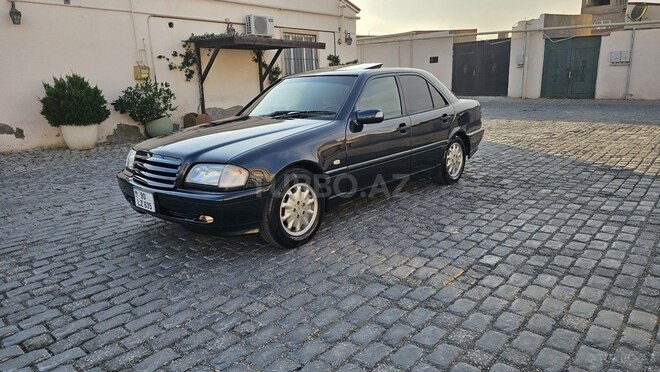 Mercedes C 200-3