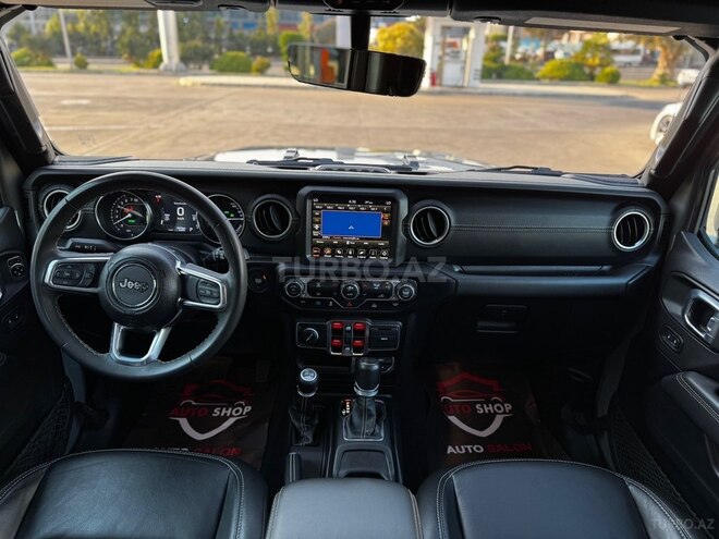 Jeep Wrangler-20
