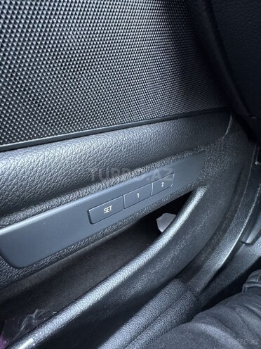 BMW 528-16