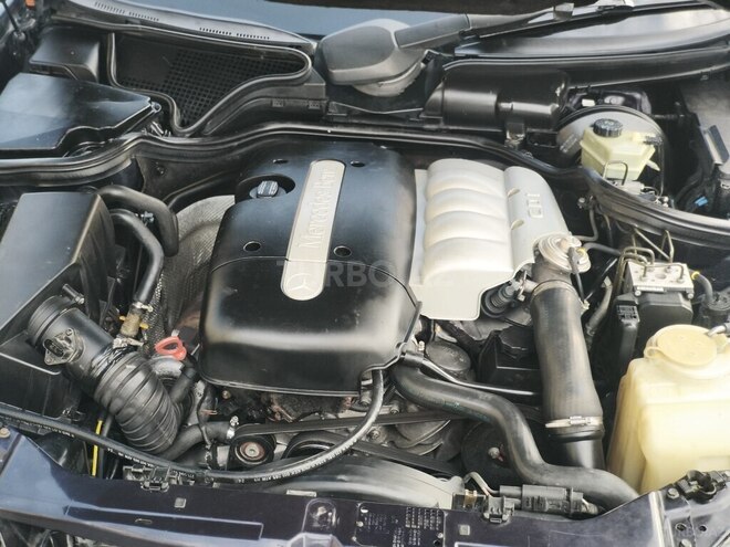 Mercedes E 220-15
