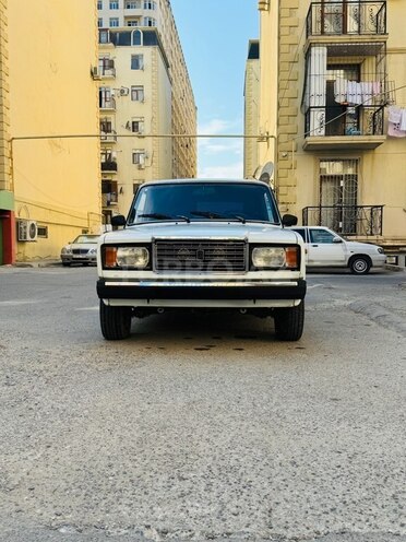LADA (VAZ) 2107-2