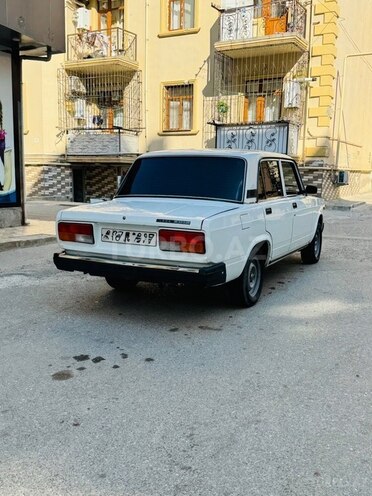 LADA (VAZ) 2107-15