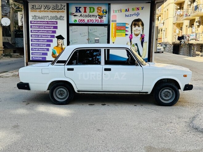 LADA (VAZ) 2107-8