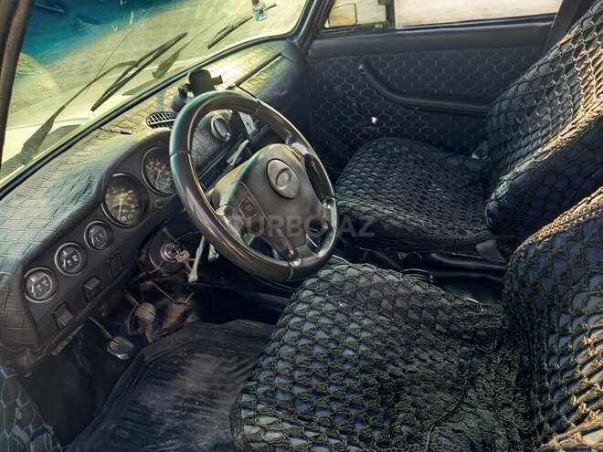 LADA (VAZ) 2106-4