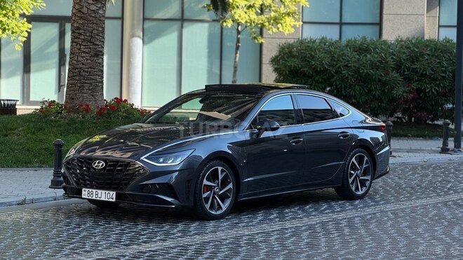 Hyundai Sonata-1