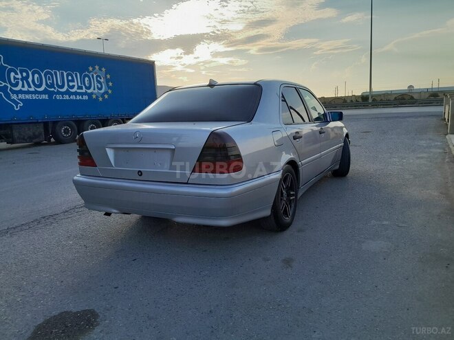 Mercedes C 180-2