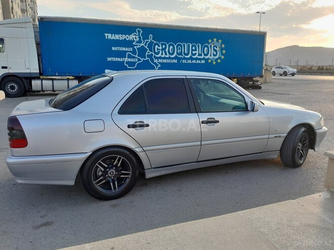 Mercedes C 180-5