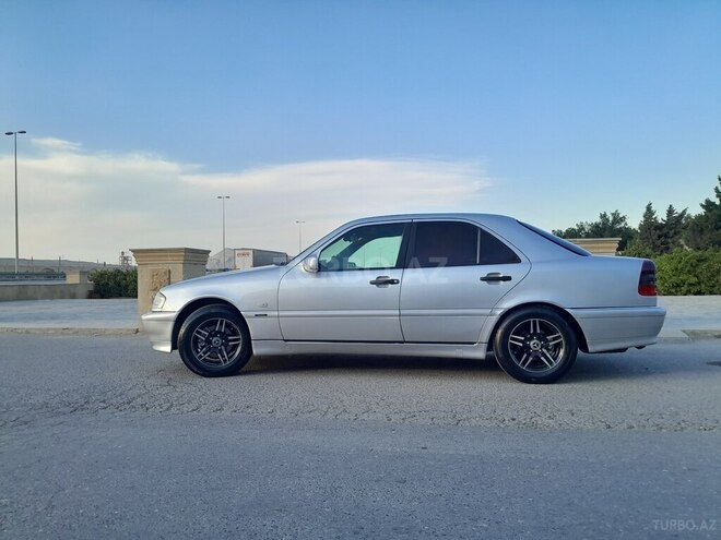 Mercedes C 180-6