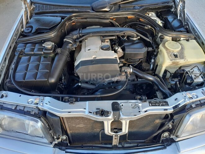 Mercedes C 180-9