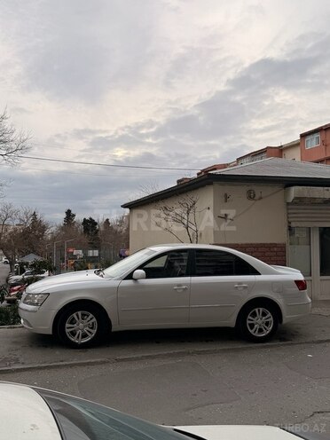 Hyundai Sonata-5