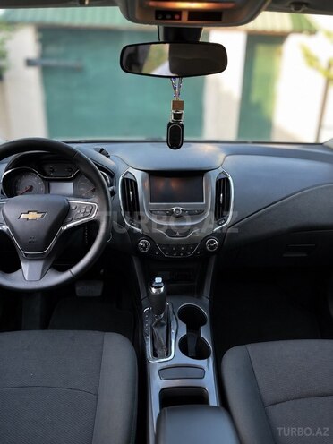 Chevrolet Cruze-5