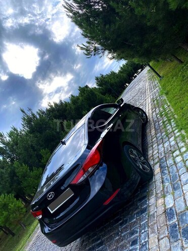 Hyundai Elantra-5