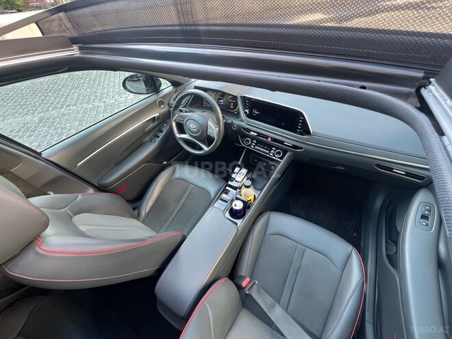 Hyundai Sonata-15