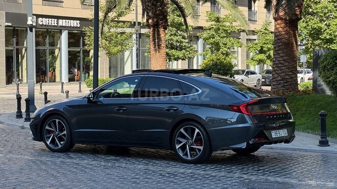 Hyundai Sonata-9