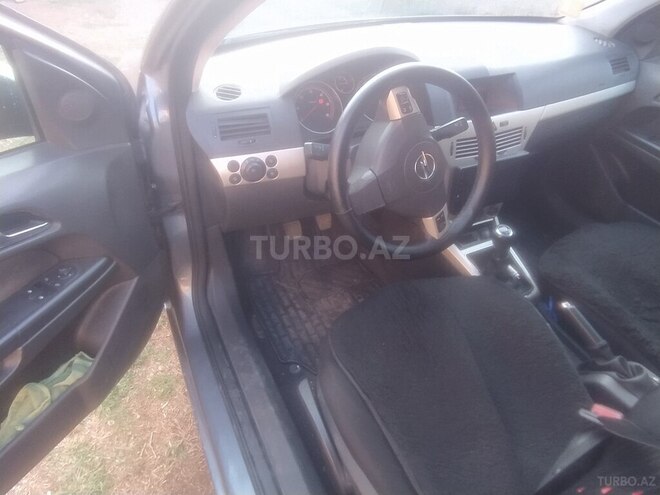 Opel Astra-7