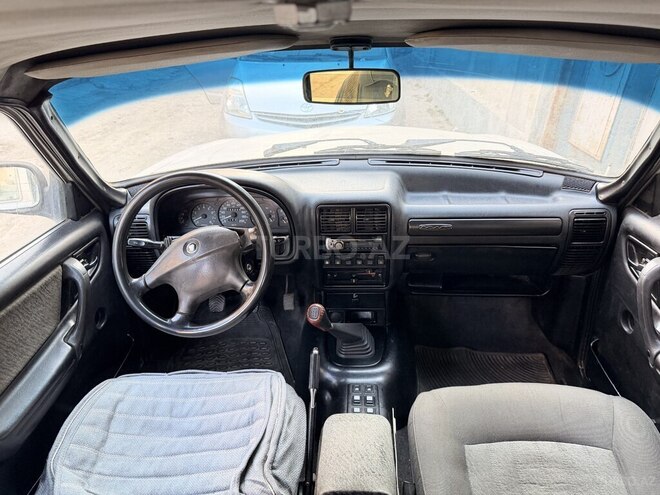GAZ 31105 "Volga"-4