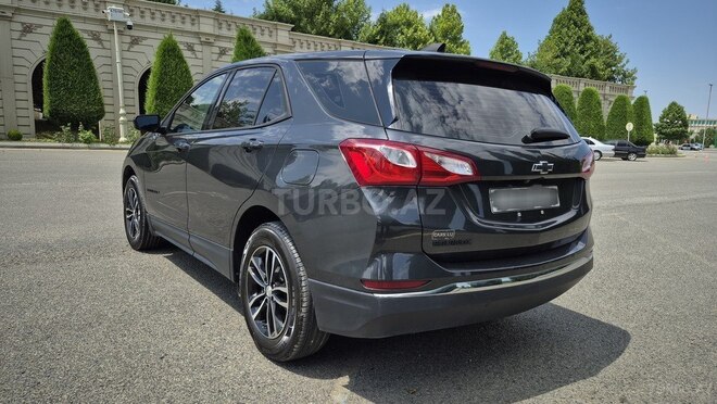 Chevrolet Equinox-7