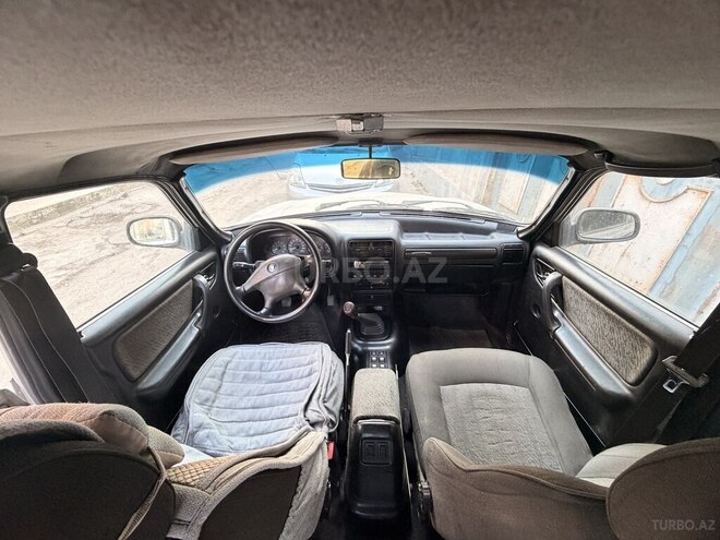 GAZ 31105 "Volga"-7
