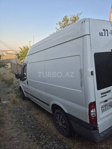 Ford Transit-2