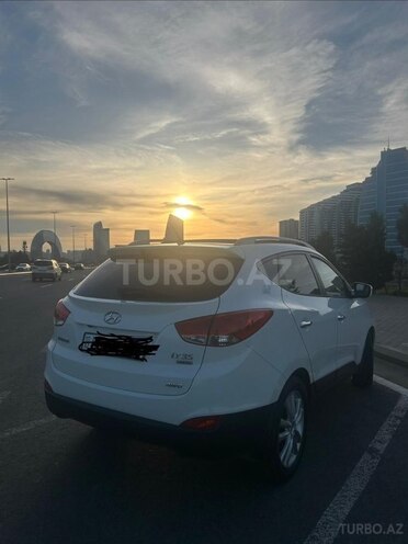 Hyundai ix35-5