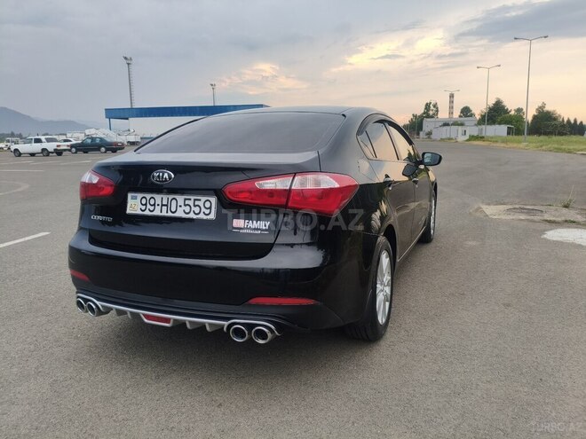 Kia Cerato-7