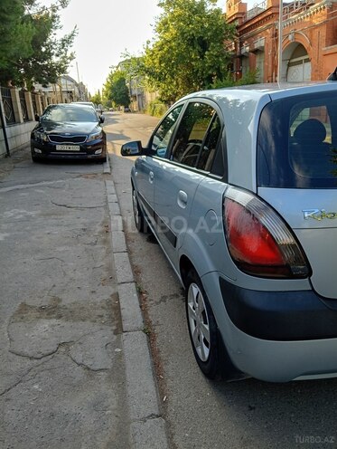 Kia Rio-8