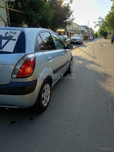 Kia Rio-9