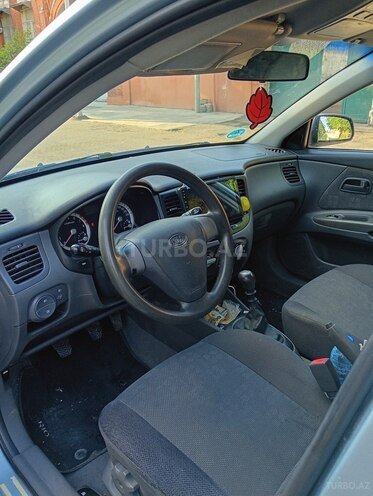 Kia Rio-10