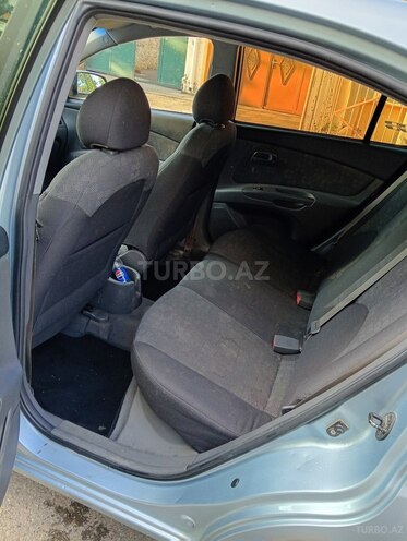 Kia Rio-11