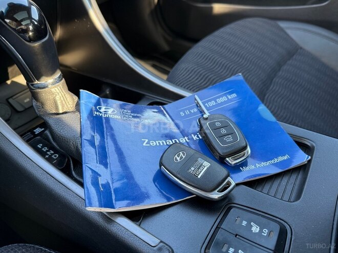 Hyundai Sonata-10