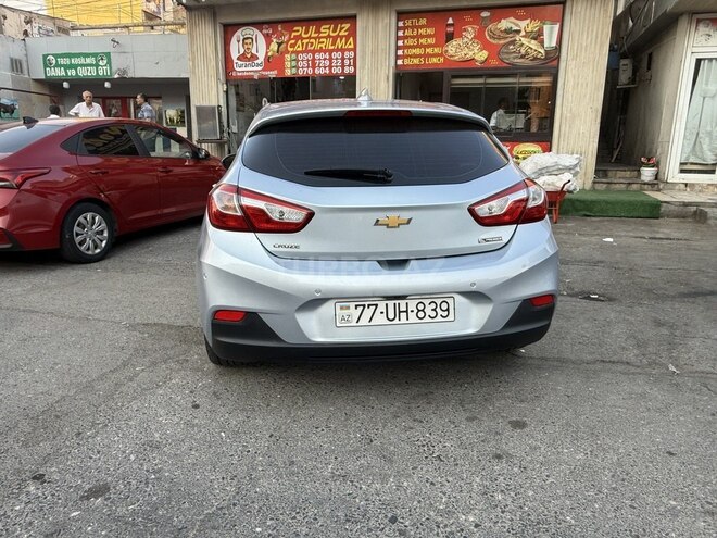 Chevrolet Cruze-6